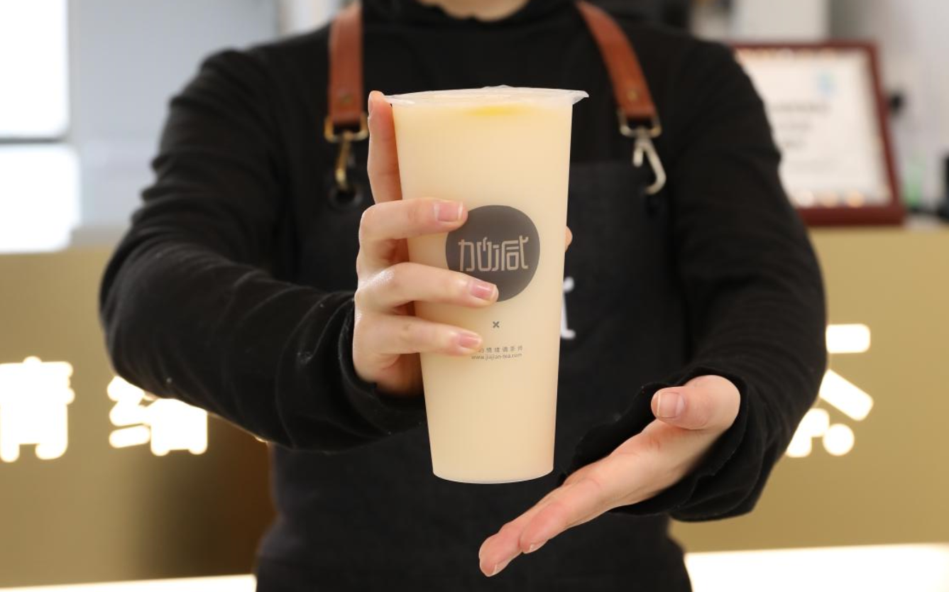 星空体育茶饮：选择奶茶加盟应该考虑品牌哪些实力